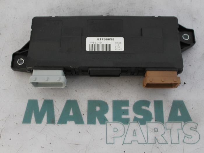Gebruikte Computer Diversen Fiat Croma (194) 1.9 D Multijet 16V Prijs € 35,00 Margeregeling aangeboden door Maresia Parts