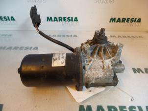 Gebruikte Ruitenwissermotor voor Fiat Ulysse (179) 2.0 JTD 16V Prijs € 65,00 Margeregeling aangeboden door Maresia Parts