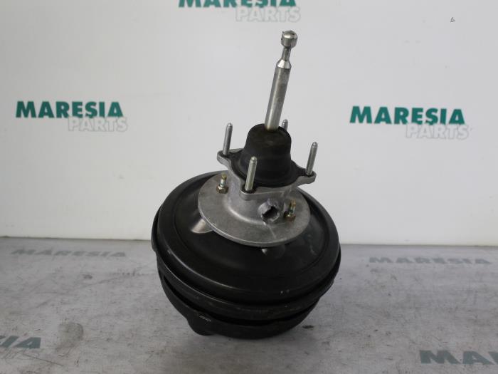 Gebruikte Rembol Lancia Thesis (841) 2.0 Turbo 20V Prijs € 75,00 Margeregeling aangeboden door Maresia Parts