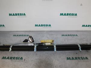 Gebruikte Hoedenplank Lancia Thesis (841) 2.0 Turbo 20V Prijs € 105,00 Margeregeling aangeboden door Maresia Parts