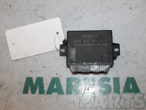 Gebruikte Module PDC Renault Megane II (BM/CM) 1.6 16V Prijs € 85,00 Margeregeling aangeboden door Maresia Parts