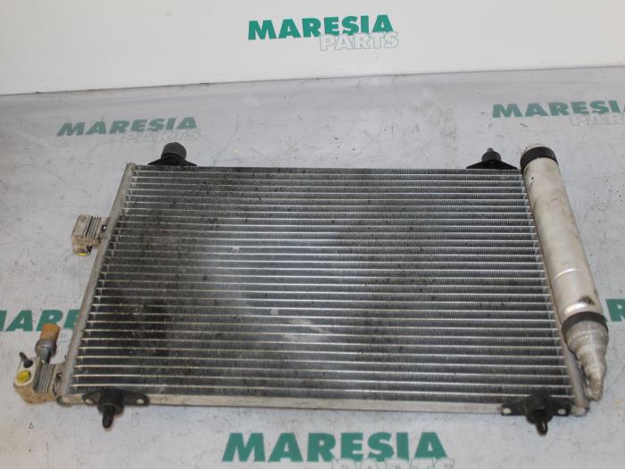 Gebruikte Airco Condensor Citroen C5 III Berline (RD) 1.6 HDiF 16V Prijs € 25,00 Margeregeling aangeboden door Maresia Parts