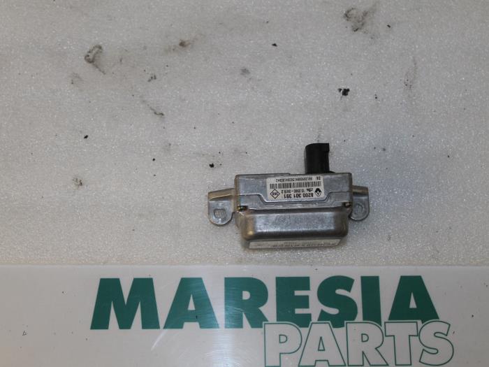 Gebruikte Computer esp Renault Vel Satis (BJ) 2.2 dCi 150 16V Prijs € 105,00 Margeregeling aangeboden door Maresia Parts