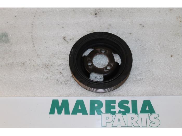 Gebruikte Poelie Krukas Peugeot 207/207+ (WA/WC/WM) 1.6 16V VTRi Prijs € 15,00 Margeregeling aangeboden door Maresia Parts