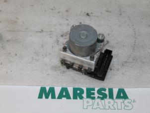 Gebruikte ABS Pomp Peugeot 107 1.0 12V Prijs € 25,00 Margeregeling aangeboden door Maresia Parts