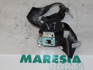 Gebruikte Veiligheidsgordel links-achter Peugeot 207 SW (WE/WU) 1.4 16V Vti Prijs € 40,00 Margeregeling aangeboden door Maresia Parts