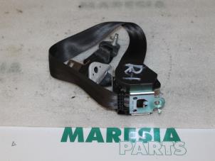 Gebruikte Veiligheidsgordel rechts-achter Peugeot 207 SW (WE/WU) 1.4 16V Vti Prijs € 35,00 Margeregeling aangeboden door Maresia Parts
