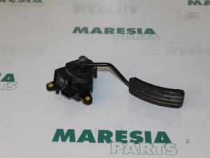 Gebruikte Sensor Gaspedaalpositie Renault Scénic II (JM) 1.5 dCi 105 Prijs € 35,00 Margeregeling aangeboden door Maresia Parts