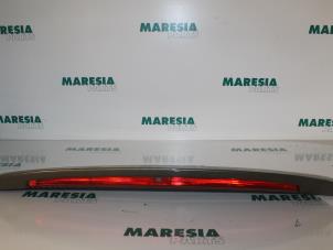 Gebruikte Spoiler Citroen C4 Grand Picasso (UA) 2.0 HDiF 16V 135 Prijs € 105,00 Margeregeling aangeboden door Maresia Parts