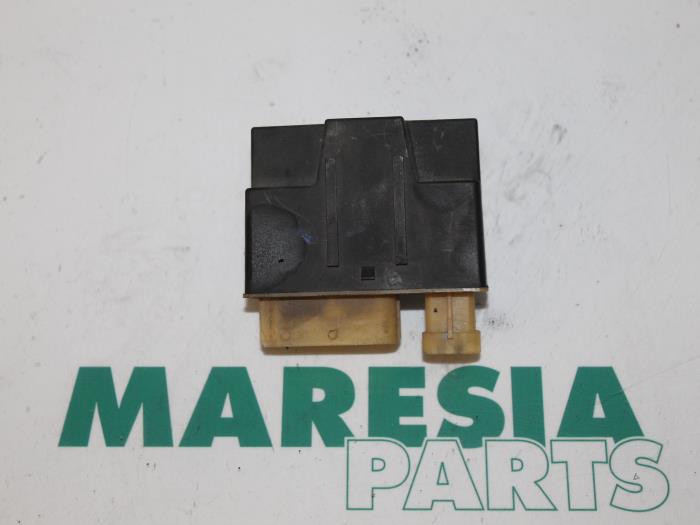 Gebruikte Computer Diversen Citroen C3 (SC) 1.6 HDi 92 Prijs € 15,00 Margeregeling aangeboden door Maresia Parts