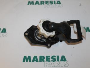 Gebruikte Reservewiel Hefmechaniek Renault Modus/Grand Modus (JP) 1.2 16V Prijs € 35,00 Margeregeling aangeboden door Maresia Parts