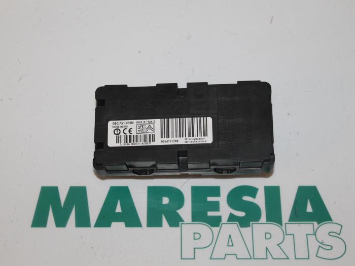 Gebruikte Computer Diversen Peugeot 407 (6C/J) 2.2 16V Prijs € 75,00 Margeregeling aangeboden door Maresia Parts