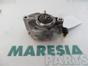 Gebruikte Vacuumpomp (Diesel) Citroen C5 III Berline (RD) 1.6 HDiF 16V Prijs € 50,00 Margeregeling aangeboden door Maresia Parts