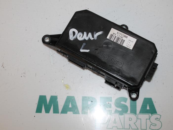 Gebruikte Computer Diversen Fiat Stilo (192A/B) 1.2 16V Prijs € 35,00 Margeregeling aangeboden door Maresia Parts