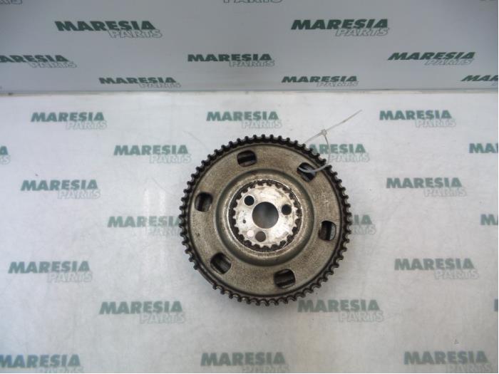 Gebruikte Krukas Poelie Fiat Grande Punto (199) 1.2 Prijs € 24,95 Margeregeling aangeboden door Maresia Parts