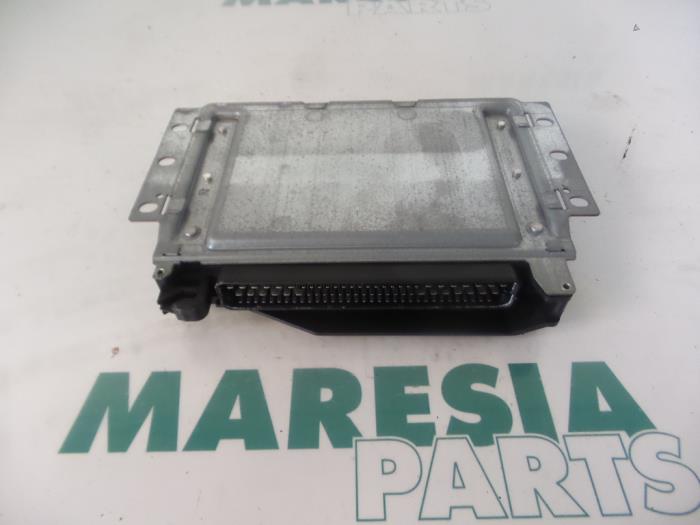 Computer Automatische Bak van een Citroën C5 I Break (DE) 2.2 HDi 16V FAP 2003