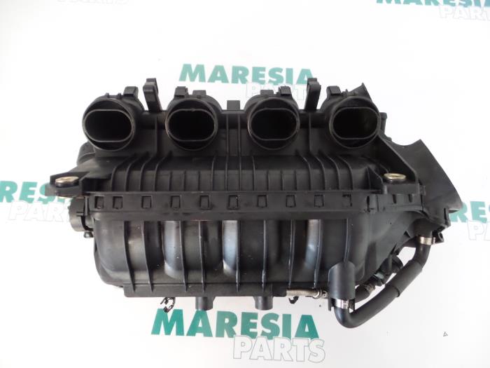 Gebruikte Inlaatspruitstuk Alfa Romeo 156 Sportwagon (932) 2.0 Twin Spark 16V Prijs € 50,00 Margeregeling aangeboden door Maresia Parts