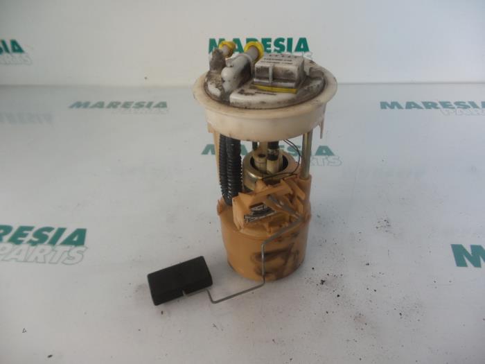 Gebruikte Tank element Pomp Fiat Ulysse (220) 2.0 i.e. S,EL Prijs € 50,00 Margeregeling aangeboden door Maresia Parts