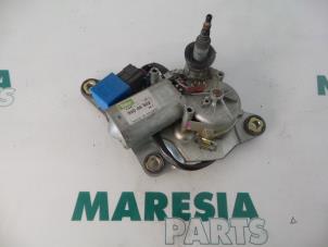 Gebruikte Ruitenwissermotor achter Fiat Ulysse (220) 2.0 i.e. S,EL Prijs € 65,00 Margeregeling aangeboden door Maresia Parts