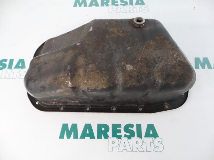 Gebruikte Carterpan Renault Clio II (BB/CB) 1.2 16V Prijs € 35,00 Margeregeling aangeboden door Maresia Parts