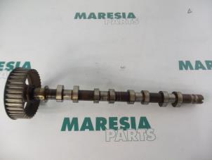 Gebruikte Nokkenas Renault Scénic I (JA) 1.6 16V Prijs € 60,00 Margeregeling aangeboden door Maresia Parts