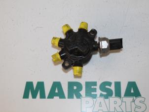 Gebruikte Injector brug Renault Megane II Grandtour (KM) 1.5 dCi 100 Prijs € 50,00 Margeregeling aangeboden door Maresia Parts
