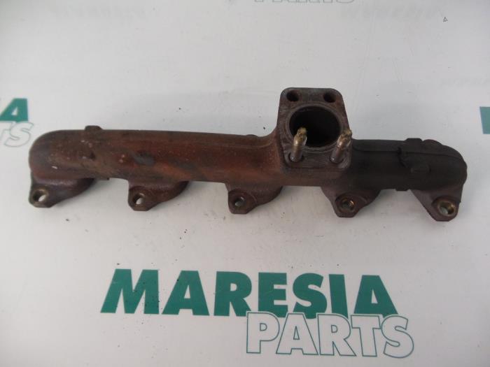 Gebruikte Spruitstuk Uitlaat Peugeot 208 I (CA/CC/CK/CL) 1.6 e-HDi FAP Prijs € 24,95 Margeregeling aangeboden door Maresia Parts