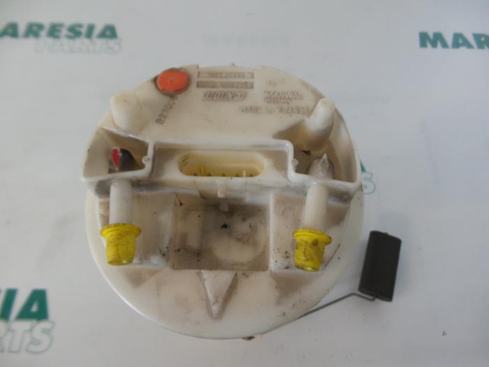 Gebruikte Tank element Pomp Fiat Barchetta (183) 1.8 16V Prijs € 75,00 Margeregeling aangeboden door Maresia Parts