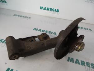Gebruikte Draagarm links-achter Fiat Barchetta (183) 1.8 16V Prijs € 60,00 Margeregeling aangeboden door Maresia Parts
