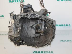 Gebruikte Versnellingsbak Alfa Romeo 156 (932) 1.9 JTD Prijs € 262,50 Margeregeling aangeboden door Maresia Parts