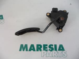 Gebruikte Gaspedaalpositie Sensor Renault Grand Scénic II (JM) 2.0 16V Prijs € 29,95 Margeregeling aangeboden door Maresia Parts