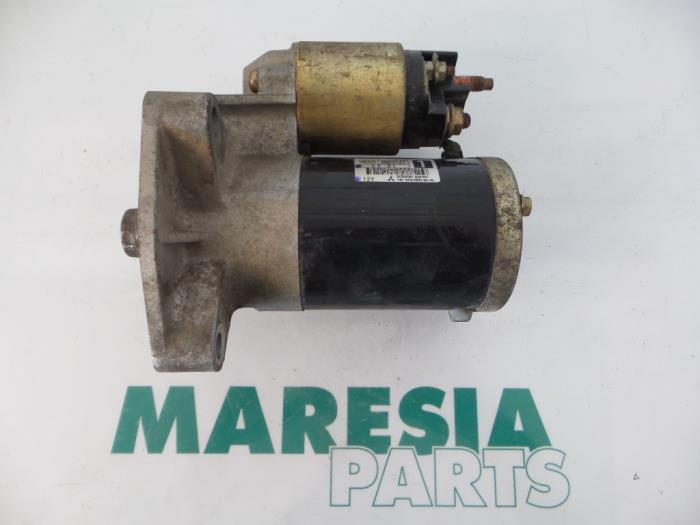 Gebruikte Startmotor Peugeot 206 (2A/C/H/J/S) 1.1 XN,XR Prijs € 30,00 Margeregeling aangeboden door Maresia Parts