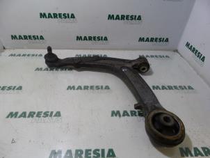 Gebruikte Draagarm onder links-voor Fiat Panda (169) 1.2 Fire Prijs € 20,00 Margeregeling aangeboden door Maresia Parts
