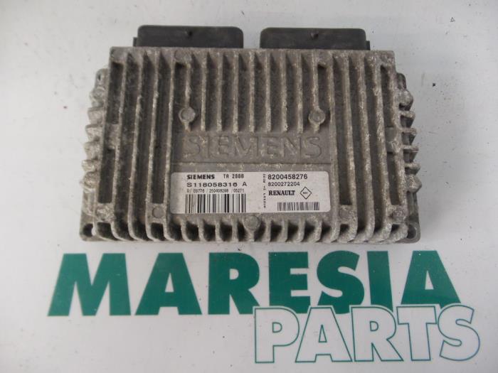 Gebruikte Computer Automatische Bak Renault Scénic II (JM) 2.0 16V Prijs € 157,50 Margeregeling aangeboden door Maresia Parts