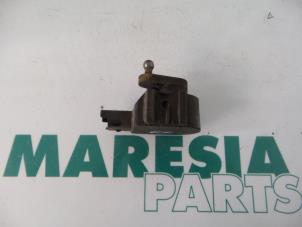 Gebruikte Koplampmotor Citroen C6 (TD) 2.7 HDiF V6 24V Prijs € 25,00 Margeregeling aangeboden door Maresia Parts