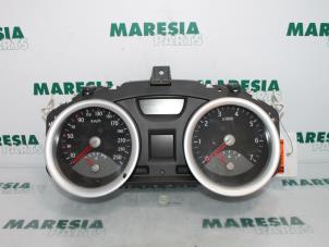 Gebruikte Instrumentenpaneel Renault Megane II Grandtour (KM) 1.5 dCi 80 Prijs € 40,00 Margeregeling aangeboden door Maresia Parts