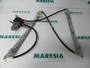 Gebruikte Ruitmechaniek 4Deurs rechts-voor Citroen Xsara Picasso (CH) 1.8 16V Prijs € 19,99 Margeregeling aangeboden door Maresia Parts