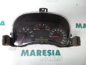 Gebruikte Cockpit Fiat Punto II (188) 1.2 60 S Prijs € 25,00 Margeregeling aangeboden door Maresia Parts