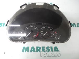 Gebruikte Cockpit Peugeot 206 SW (2E/K) 1.4 HDi Prijs € 50,00 Margeregeling aangeboden door Maresia Parts