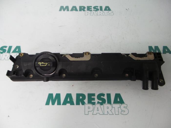 Gebruikte Kleppendeksel Citroen Xsara Break (N2) 1.8i 16V Exclusive Prijs € 20,00 Margeregeling aangeboden door Maresia Parts
