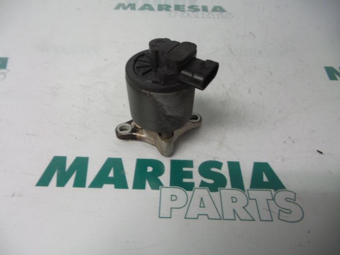 Gebruikte EGR Klep Citroen C5 I Break (DE) 1.8 16V Prijs € 50,00 Margeregeling aangeboden door Maresia Parts