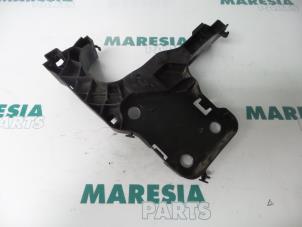 Gebruikte Voorfront Renault Megane II Grandtour (KM) 1.4 16V Prijs € 20,00 Margeregeling aangeboden door Maresia Parts