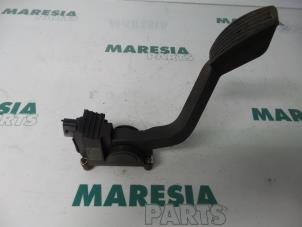 Gebruikte Gaspedaalpositie Sensor Fiat Punto II (188) 1.2 16V Prijs € 20,00 Margeregeling aangeboden door Maresia Parts