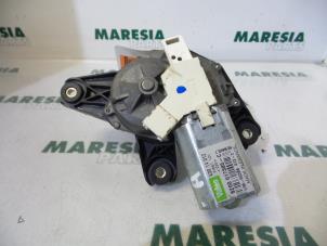 Gebruikte Motor Ruitenwisser achter Renault Vel Satis (BJ) 3.0 dCi V6 24V Prijs € 75,00 Margeregeling aangeboden door Maresia Parts