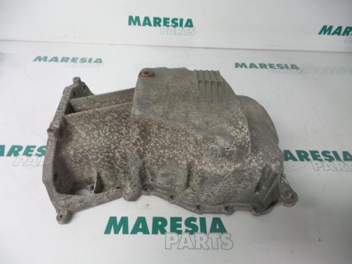 Gebruikte Carterpan Renault Scénic I (JA) 1.6 16V Prijs € 30,00 Margeregeling aangeboden door Maresia Parts