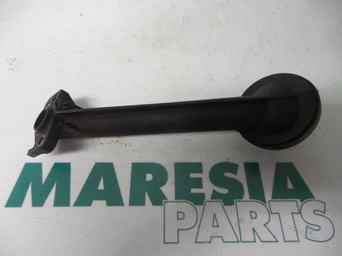 Gebruikte Oliepomp Renault Twingo (C06) 1.2 Prijs € 25,00 Margeregeling aangeboden door Maresia Parts
