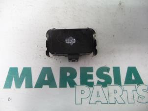 Gebruikte Regensensor Peugeot 307 SW (3H) 2.0 16V Prijs € 65,00 Margeregeling aangeboden door Maresia Parts