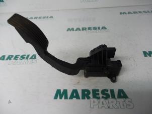 Gebruikte Gaspedaalpositie Sensor Fiat Grande Punto (199) 1.9 Multijet Prijs € 15,00 Margeregeling aangeboden door Maresia Parts