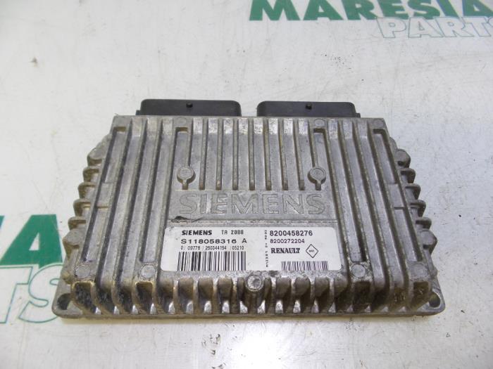 Gebruikte Computer Automatische Bak Renault Scénic II (JM) 2.0 16V Prijs € 157,50 Margeregeling aangeboden door Maresia Parts