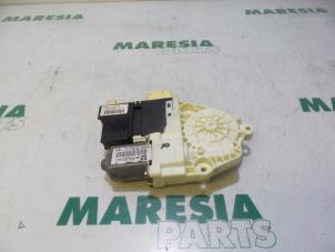 Gebruikte Ruitmechaniek 2Deurs rechts-voor Citroen C4 Coupé (LA) 1.6 16V Prijs € 105,00 Margeregeling aangeboden door Maresia Parts
